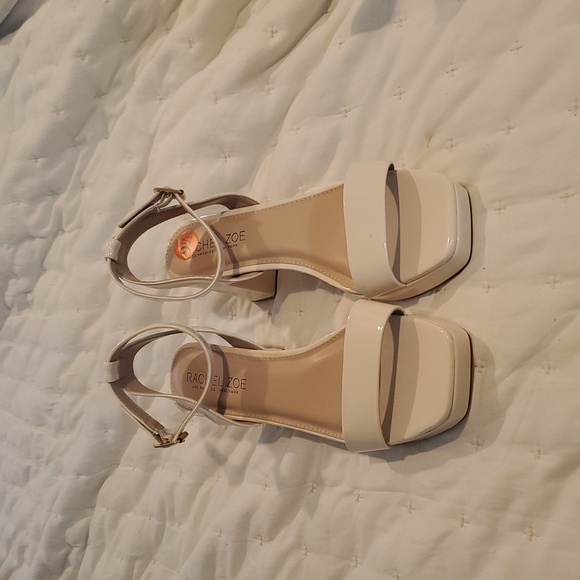 NWT RACHEL ZOE Beige Block Heel Square Toe Strappy Sandals size 9.5 - Picture 1 of 7